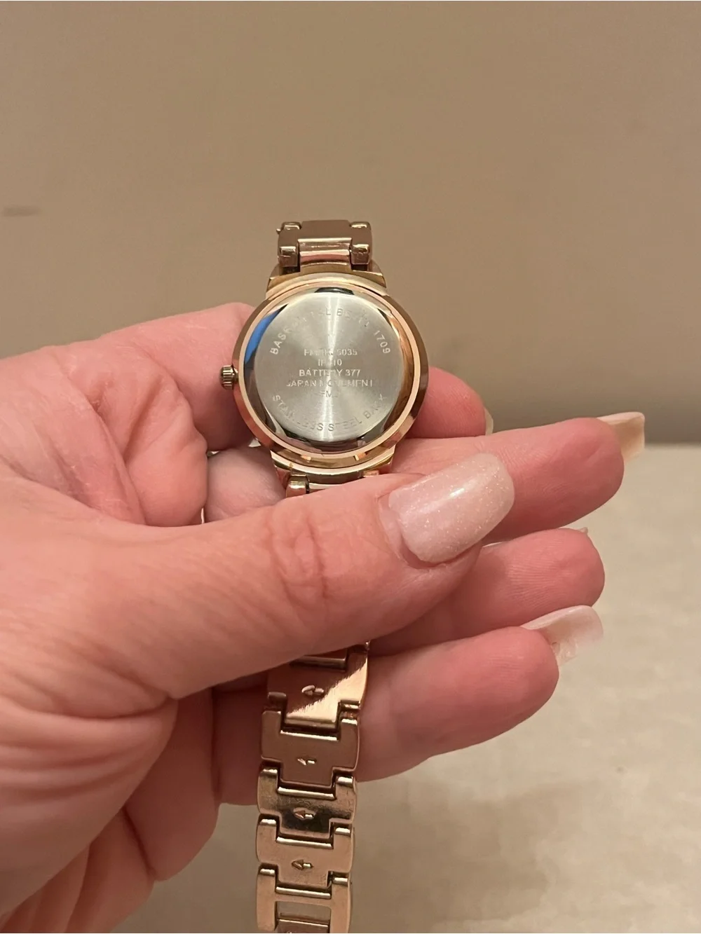 Watch ladies rose gold with crystals